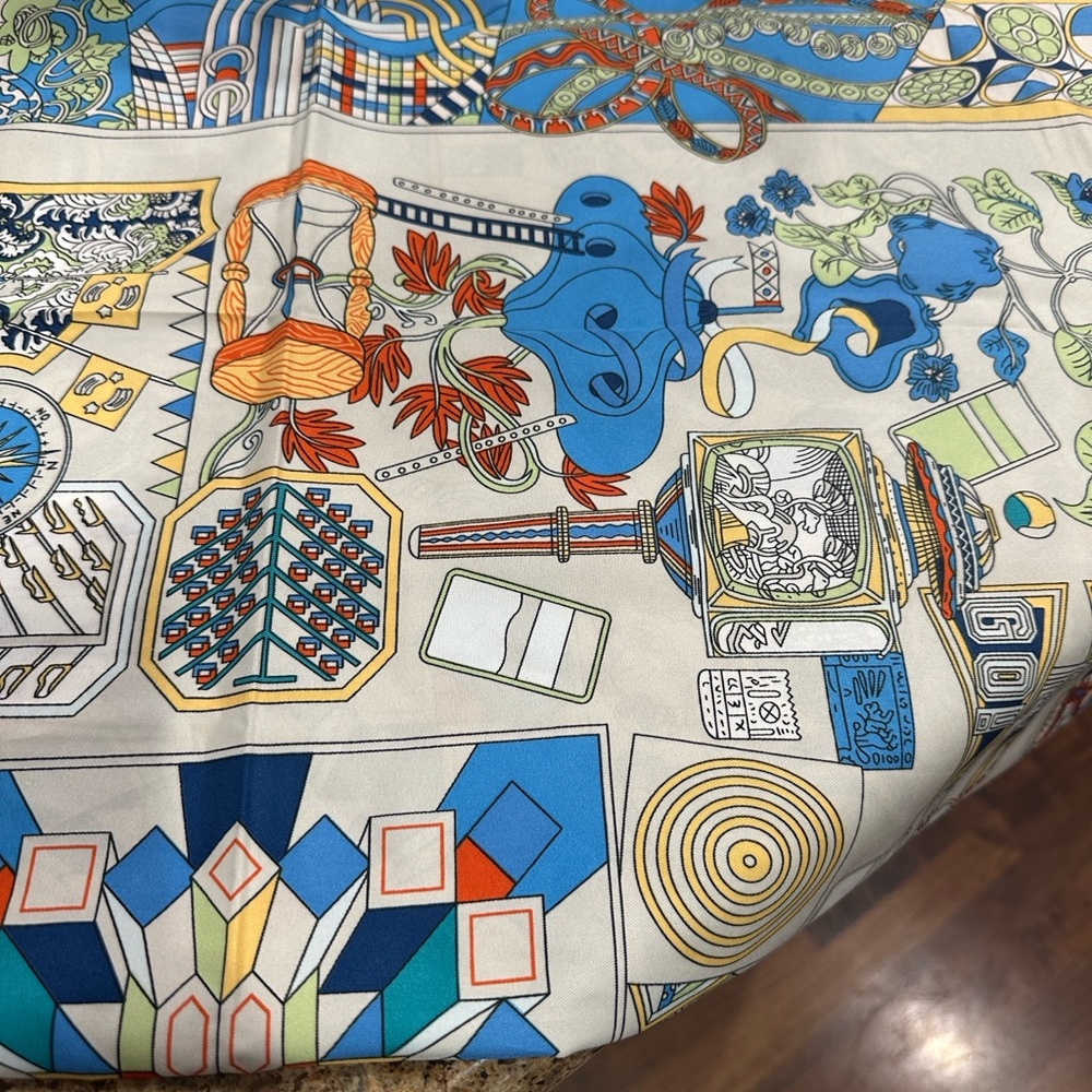 Silk Look Large, 100% Polyester, Geometric Print … - image 1